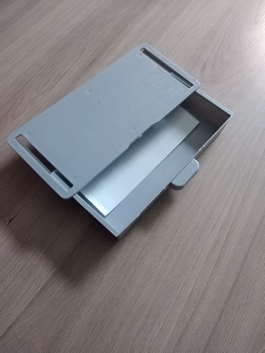 Szuflada ukryta pod biurko organizer