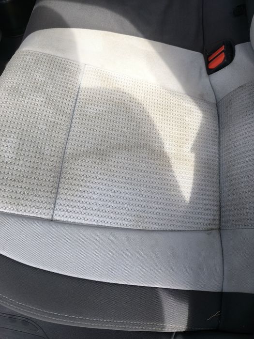 Carro sujo? Deixo como novo!