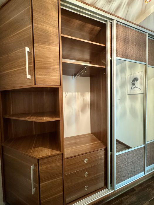 Szafa wnękowa na wymiar