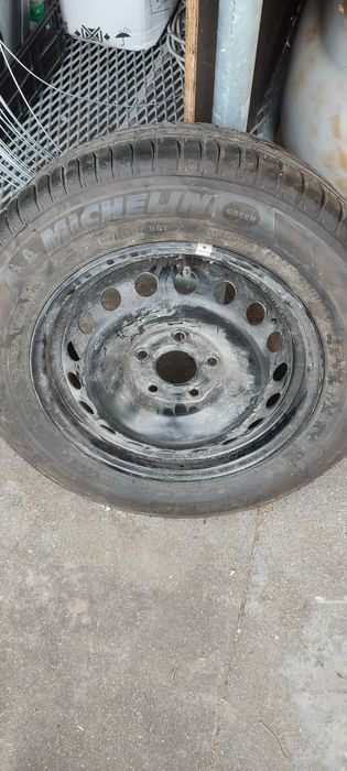Jante 15 com pneu para Mercedes Citan