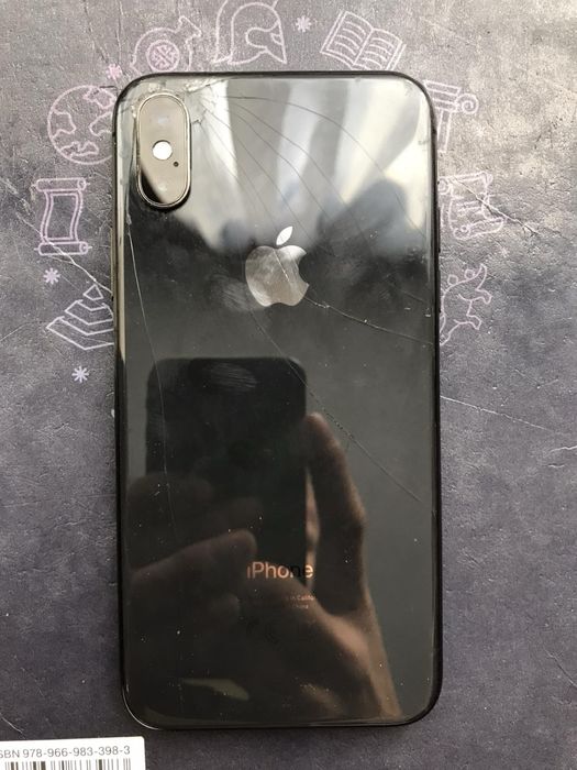 Продам iPhone 10 xs