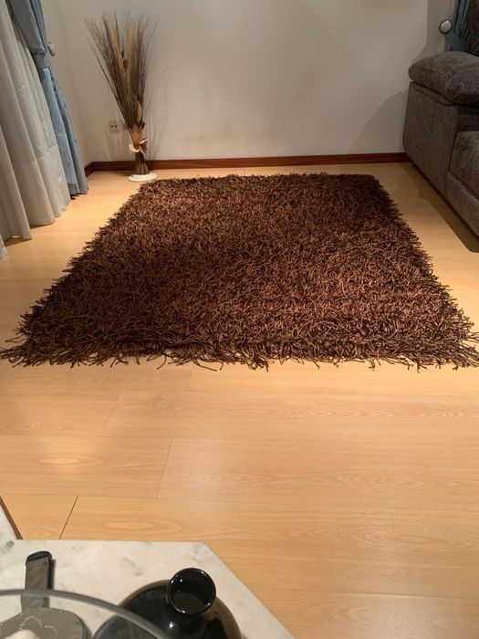 Duas Carpetes em bom estado