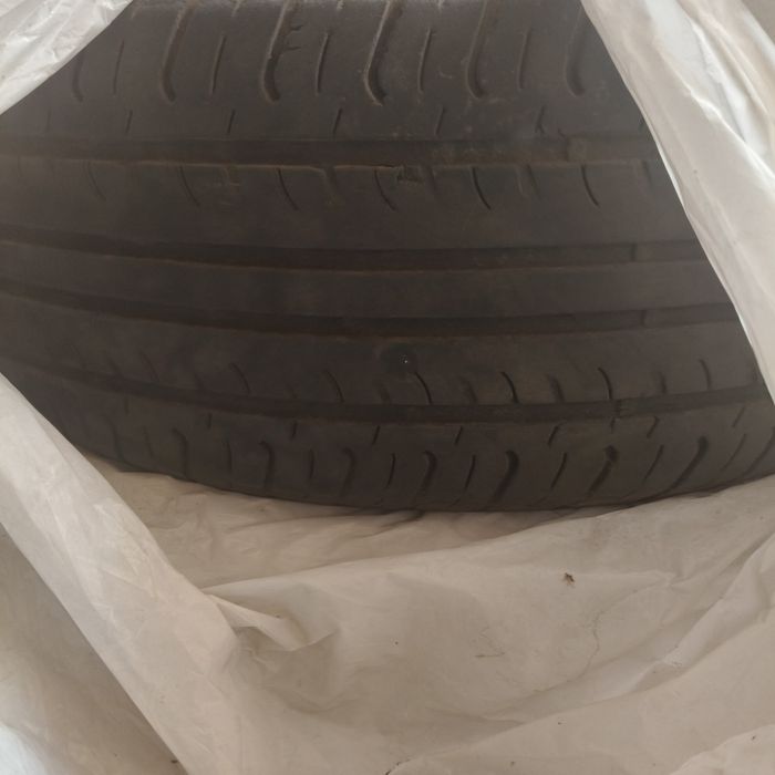 Резина225*60*17 бу