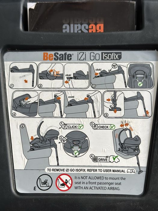 Base Isofix em muito bom estado. 120€