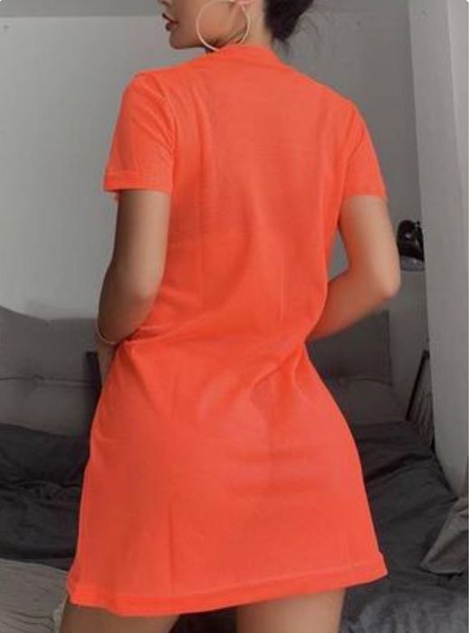 Женская яркая пляжная туника