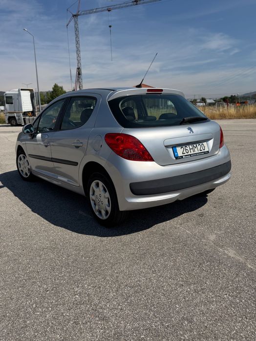 Peugeot 207 — fotografia 4