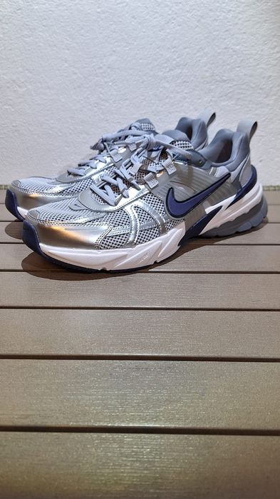 Кросівки Nike V2K RUN US11 E45 29CM HJ4497 002