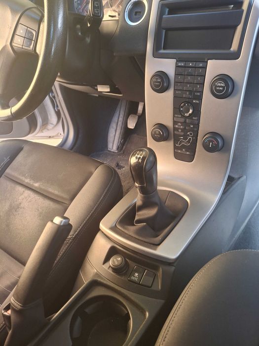 OPORTUNIDADE | Volvo V50