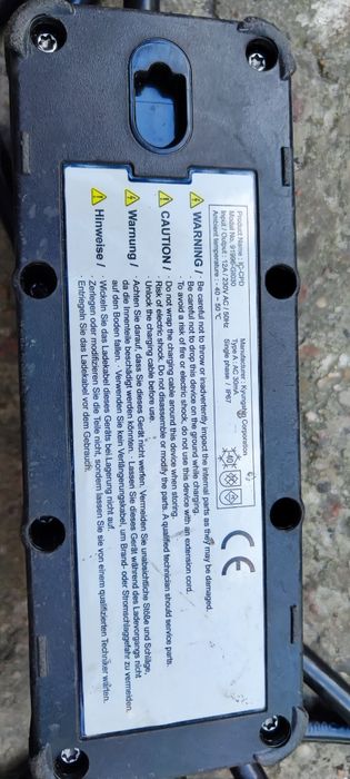Ładowarka do auta EV lub plugin