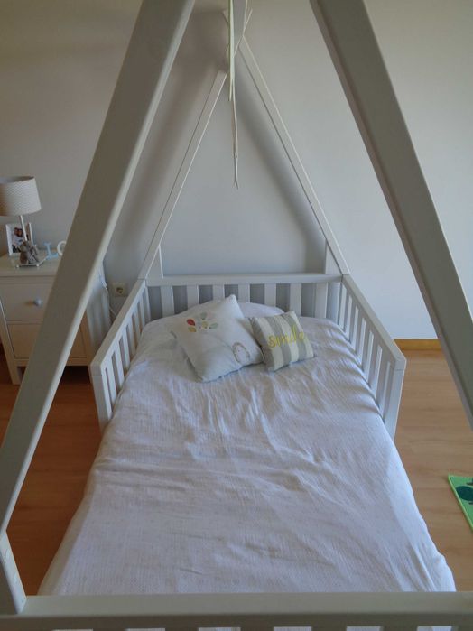 Cama Tenda Madeira Pinho Montessori
