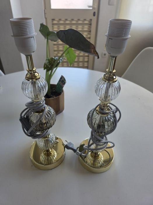 Candeeiro em vidro com Base Dourada (2uni)