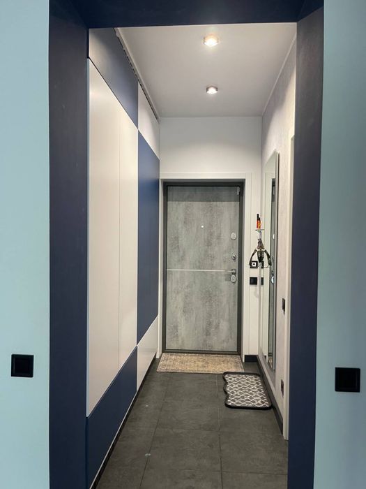 Продам 3 кімнатну квартиру Карачуни . Є- відновленя .