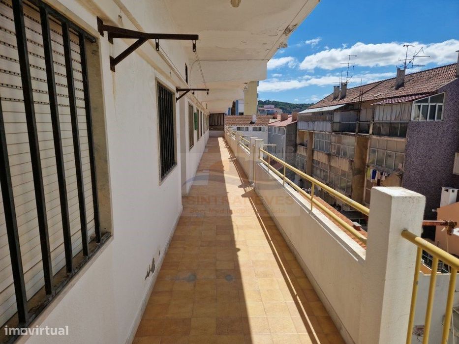 Fantástico T3 Dúplex, com Garagem a 300m da Praia na Costa da Capar...