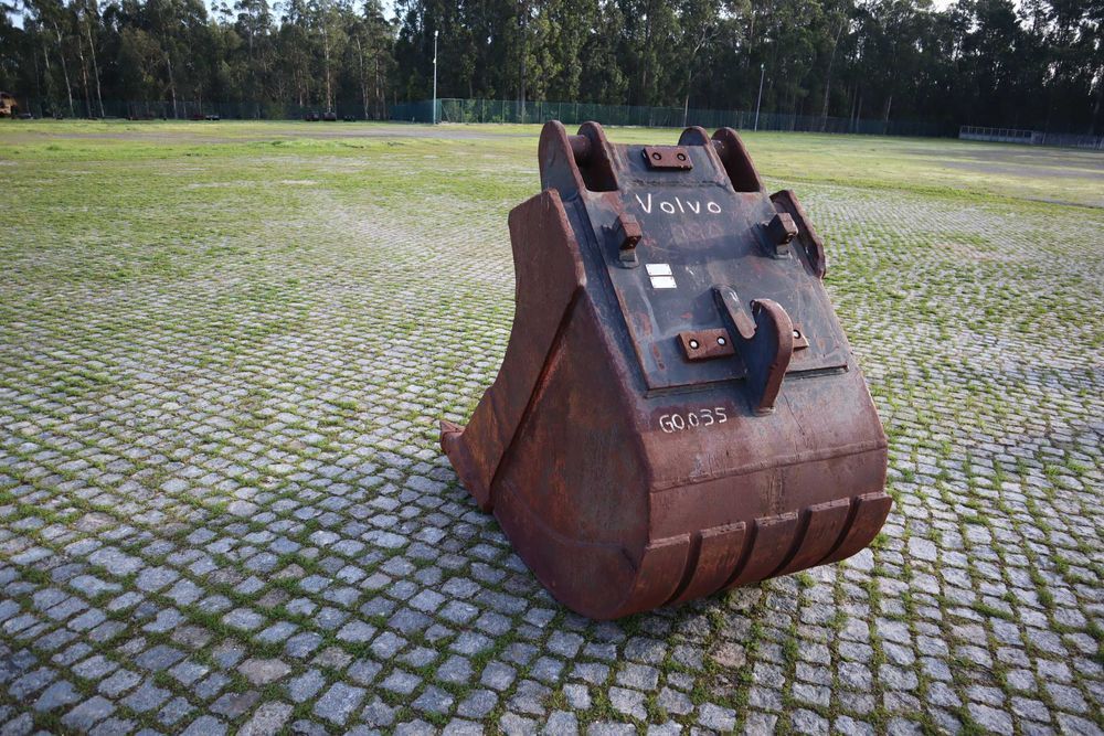 Balde Escavadora Giratória Ø 100 / 1007 / 36-40 t