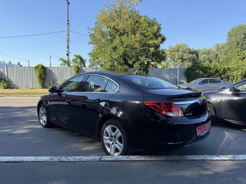 Opel Insignia з Німеччини Розмитнена