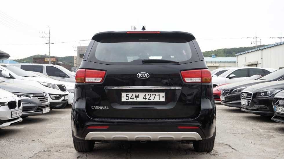 KIA CARNIVAL 3Gen 9місць Prestige Повернення ПДВ