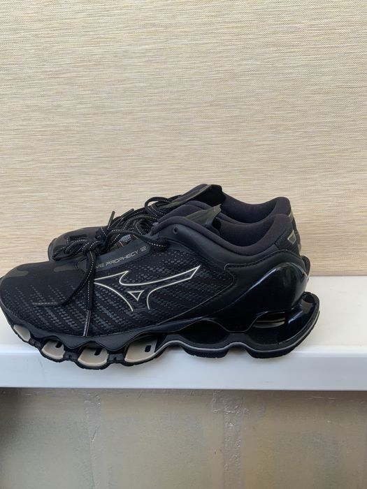 Оригінальні бігові кросівки Mizuno Wave Prophecy 12