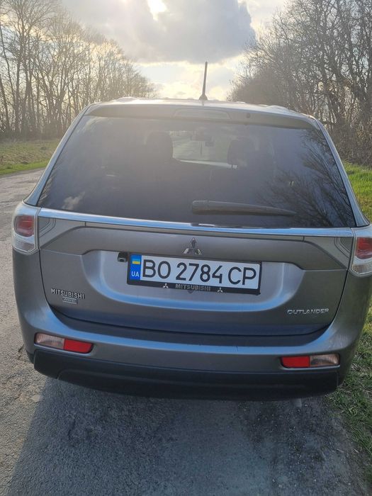 Mitsubishi Outlander 3 2014