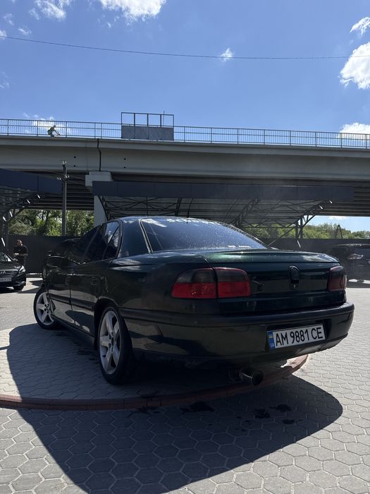 Продам Опель Омега