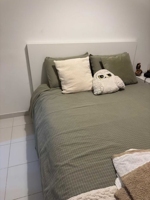 Cama Casal IKEA Malm + Estrado
