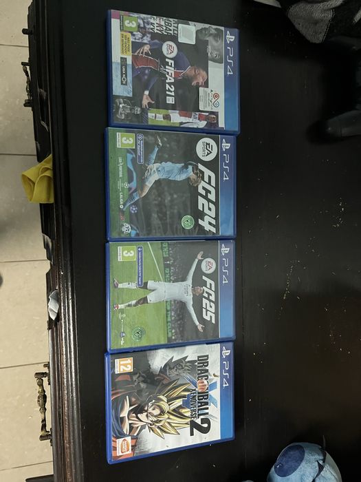 Vendo jogos em bom  estado