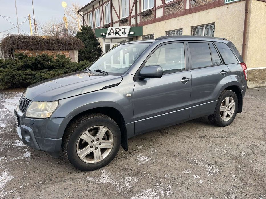 Suzuki Grand Vitara 2.0 Газ