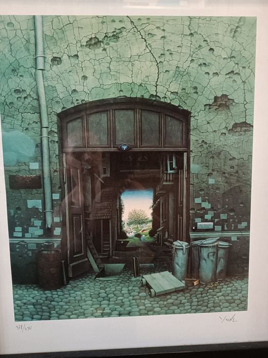 Jacek Yerka - Raj w podwórzu(378/450)-A2 inkografia certyfikat