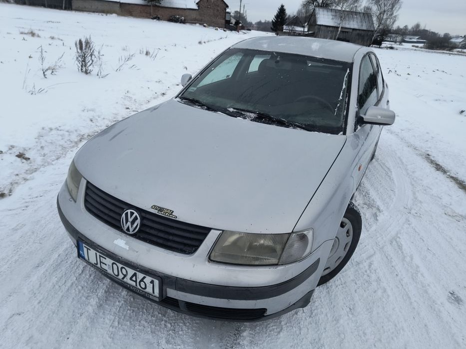 Volkswagen Passat B5 1997 rok 1.6 benzyna 102 KM