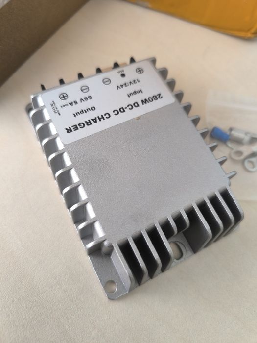 Підвищувальний перетворювач напруги (DC-DC Converter/Charger). 12/24В 56В