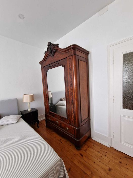 Roupeiro centenário