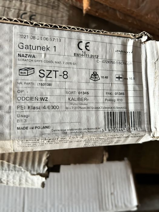 Cokół paradyż  półpolerowany scratch gres