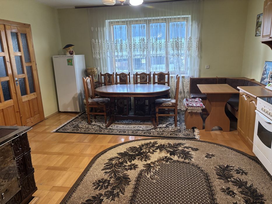 Будинок, оренда житла для великої компанії (Vidi House Верховина)
