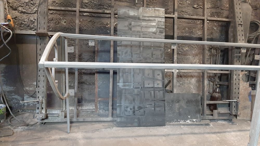 Козырёк под поликарбонат