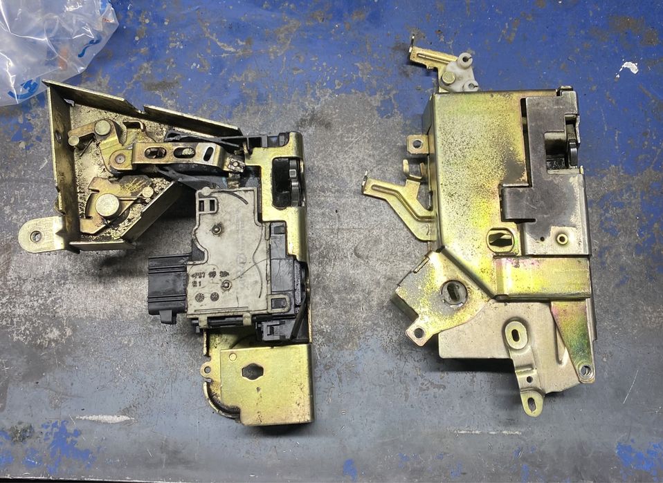 Замок боковой двери ремонт задний Форд Транзит продажа новые замки