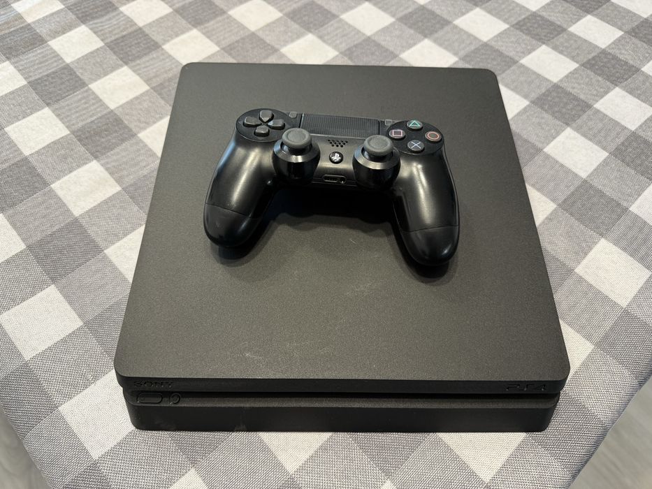 Playstation 4 Slim 500GB GoldHEN 11.00 BD-JB Jailbreak PS4 gwarancja