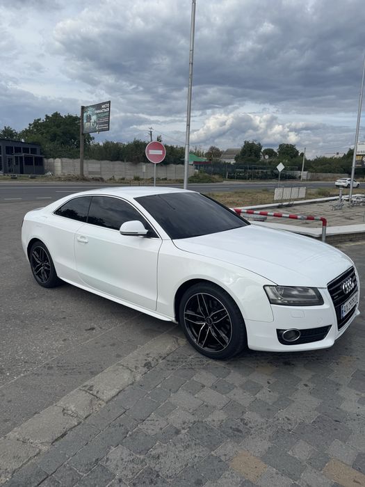 Продам Audi A5 B8 3.2 quattro официал
