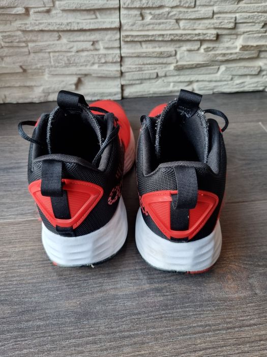 Buty Adidas Own the game rozmiar 42