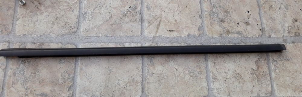 Parapet drzwi ford mondeo MK4 prawy przód