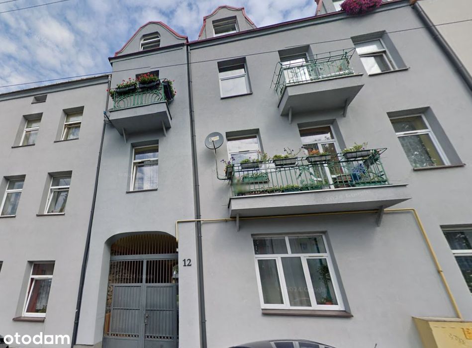 PILNIE SPRZEDAM! Częstochowa - Kawalerka gotowa do zamieszkania