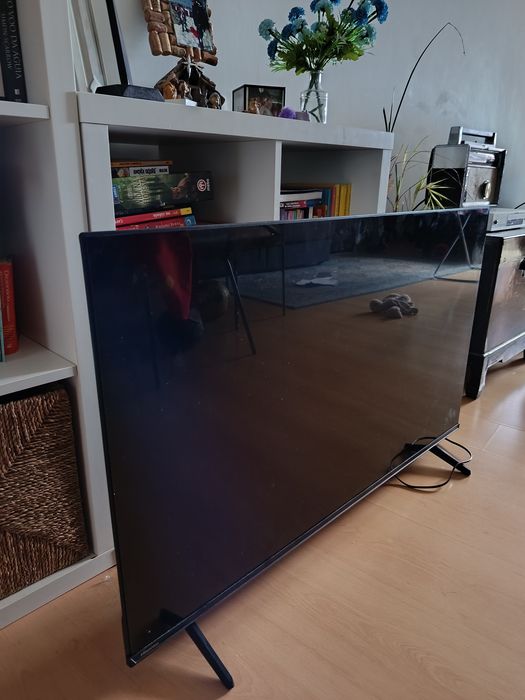 TV Hisense 43” 4K Smart TV – Para Reparação / Peças