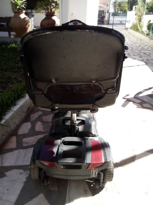 Scooter Elétrica Mobilidade Reduzida (Egiro)