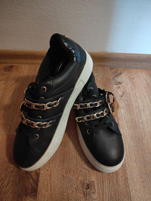 NOWE trampki damskie.