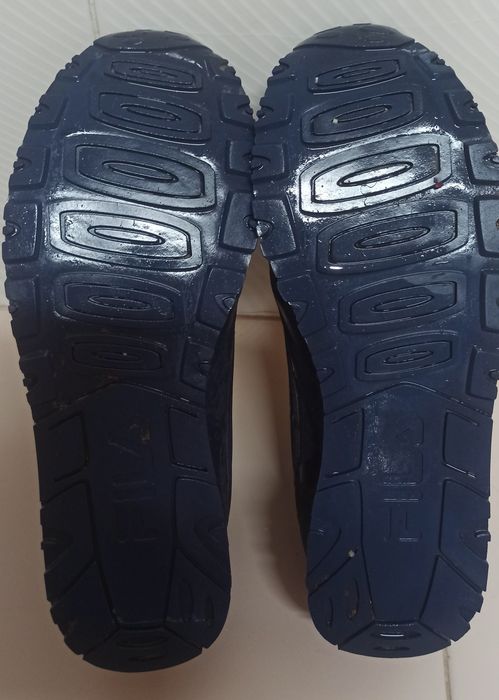 Sapatilhas Fila novas azul marinho
