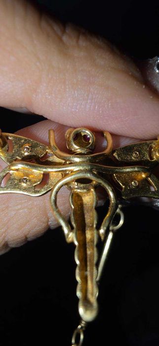 1895 Libélula com olhos de rubi 24k