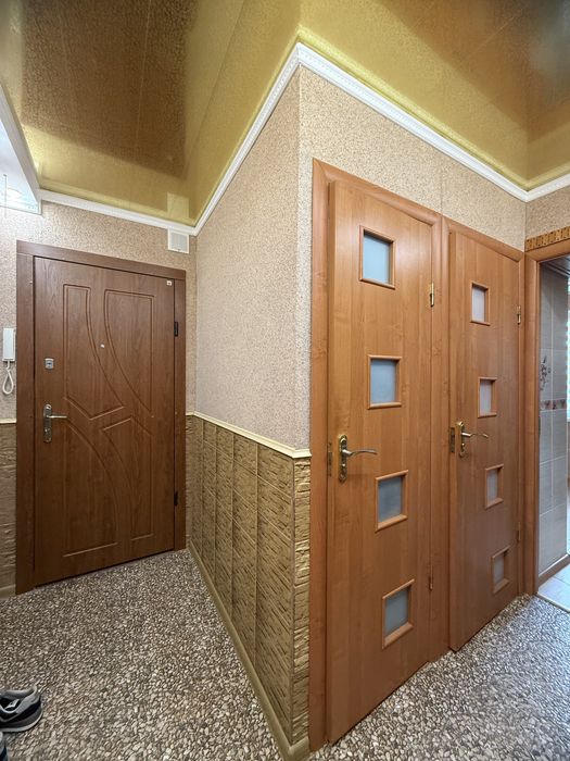 продаж 2-кімнатної в м. Калуш