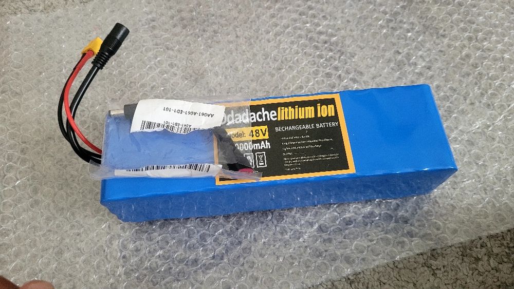 Bateria para trotinete/bicicleta  (NOVA S/UTILIZAÇÃO)