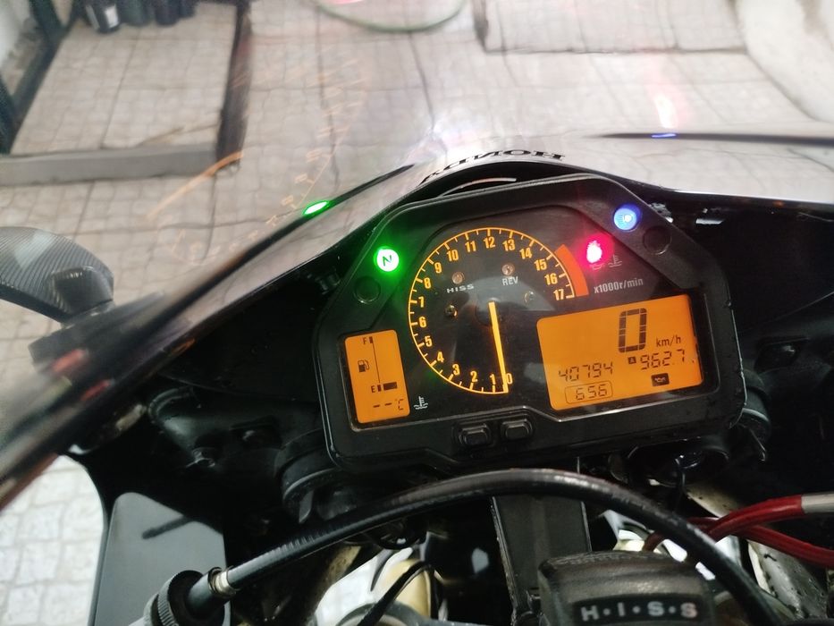 CBR 600rr Fireblade 2005
