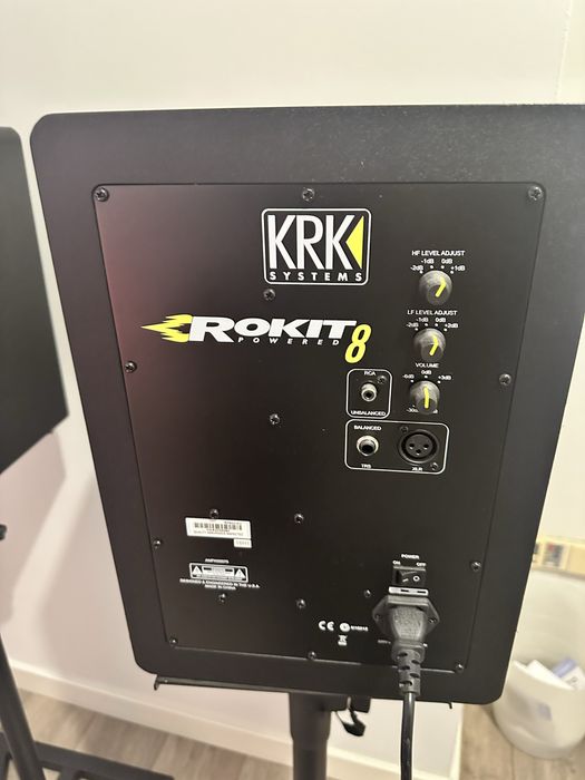 2x monitory studyjne KRK Rokit 8 3gen