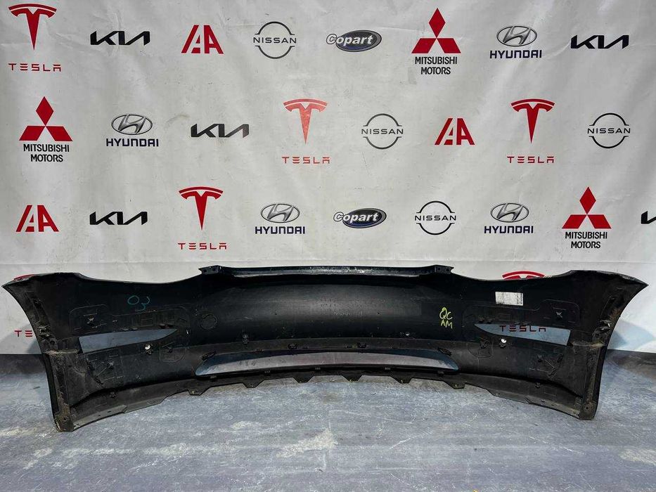 Бампер передній під парктроніки Tesla Model 3  2018-2022