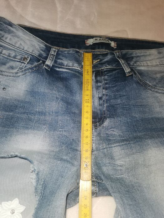 Piękne jeansowe spodnie